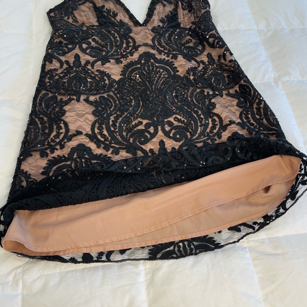 Free People Mini Black Sequence Cocktail deep V front and back dress Size 4 - Picture 10 of 12